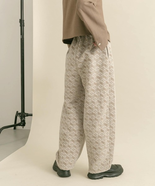 KBF（ケイビーエフ）の「ジャガードコクーンパンツ（その他パンツ・レディース・ブラウン/ライトベージュ・ONE）」の5枚目の写真