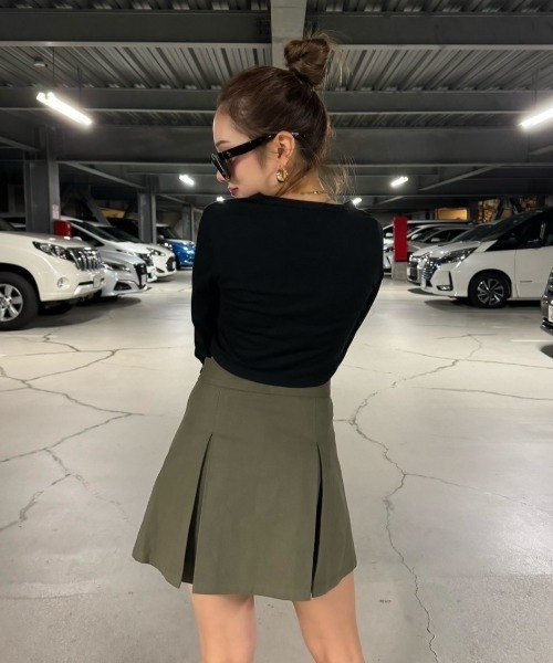 INTER FACTORY(インターファクトリー)の「樽井みか - プリーツミニス カート made in INTER FACTORY(スカート・レディース・ブラウン/カーキ/ピンク・SMALL/MEDIUM)」の5枚目の写真