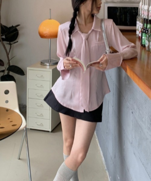 gossip！ロサンゼルス（ゴシップロサンゼルス）の「タイデザインストライプシャツ（シャツ/ブラウス・レディース・ブルー/ピンク・S/M）」の4枚目の写真