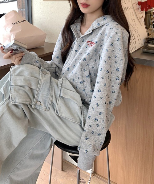 HALEY PESCA(ヘーリーペスカ)の「HALEY PESCA/フラワープリント ダブルジップパーカー(パーカー・レディース・アイボリー/グレー・MEDIUM/LARGE/SMALL/X-LARGE)」の9枚目の写真
