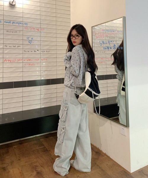 HALEY PESCA(ヘーリーペスカ)の「HALEY PESCA/フラワープリント ダブルジップパーカー(パーカー・レディース・アイボリー/グレー・MEDIUM/LARGE/SMALL/X-LARGE)」の13枚目の写真