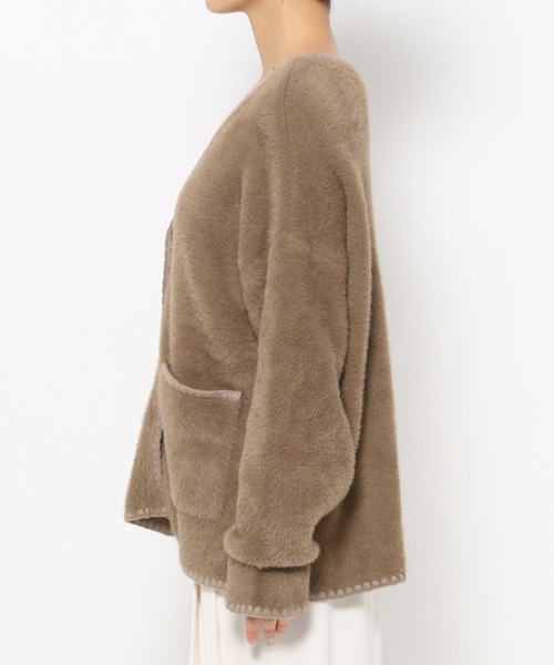 mysty woman（ミスティウーマン）の「ハンドステッチフェザーカーディガン　246392（カーディガン/ボレロ・レディース・オフホワイト/ブラック/モカ・FREE）」の8枚目の写真