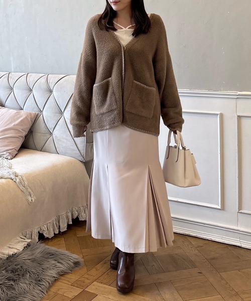 mysty woman（ミスティウーマン）の「ハンドステッチフェザーカーディガン　246392（カーディガン/ボレロ・レディース・オフホワイト/ブラック/モカ・FREE）」の21枚目の写真