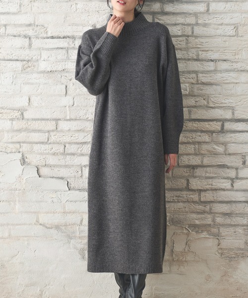 Honeys（ハニーズ）の「【ふんわりもちもち】ハイネックワンピース（ワンピース・レディース・ブルー/チャコール/モカ・S/M/L/LL）」の13枚目の写真