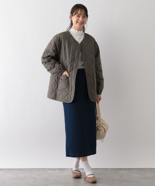 GLOBAL WORK Smile Seed Store（グローバルワーク スマイルシードストア）の「華奢リブメロウハイネック/長袖/118561（Tシャツ/カットソー・レディース・チャコール/ライトベージュ/ブラック/ブラック×ホワイト/オフホワイト・MEDIUM/LARGE/X-LARGE/SMALL）」の6枚目の写真