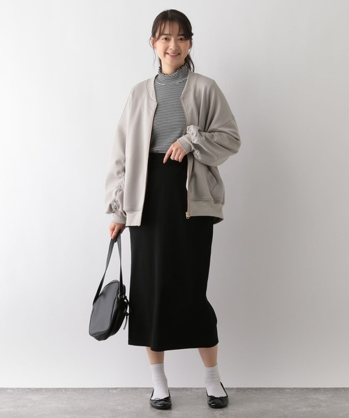 GLOBAL WORK Smile Seed Store（グローバルワーク スマイルシードストア）の「華奢リブメロウハイネック/長袖/118561（Tシャツ/カットソー・レディース・チャコール/ライトベージュ/ブラック/ブラック×ホワイト/オフホワイト・MEDIUM/LARGE/X-LARGE/SMALL）」の16枚目の写真