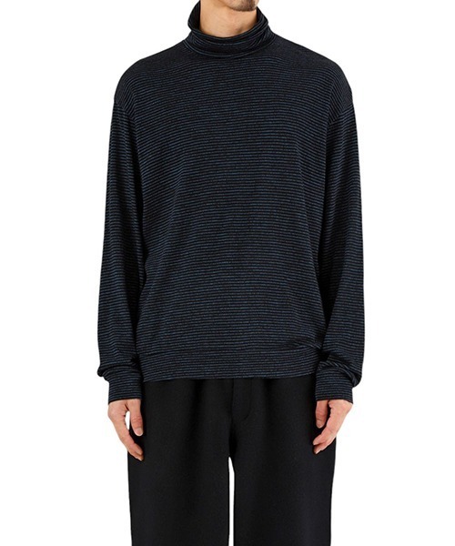 marka（マーカ）の「marka / マーカ：TURTLE NECK - sp120's wool cotton knit -：M24C-17CS01C[COR]（Tシャツ/カットソー・メンズ・グレー系その他/ブラック×ブルー・2(M)/1(S)）」の6枚目の写真