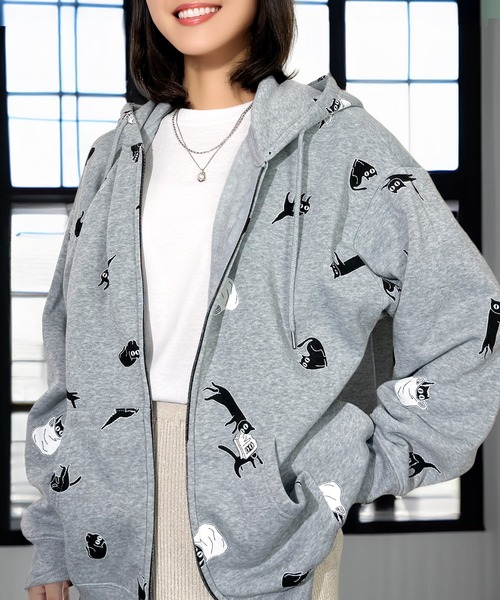 セール】一目惚れ チル映え グラフィック フード 袖 ロゴ 暖か 裏起毛