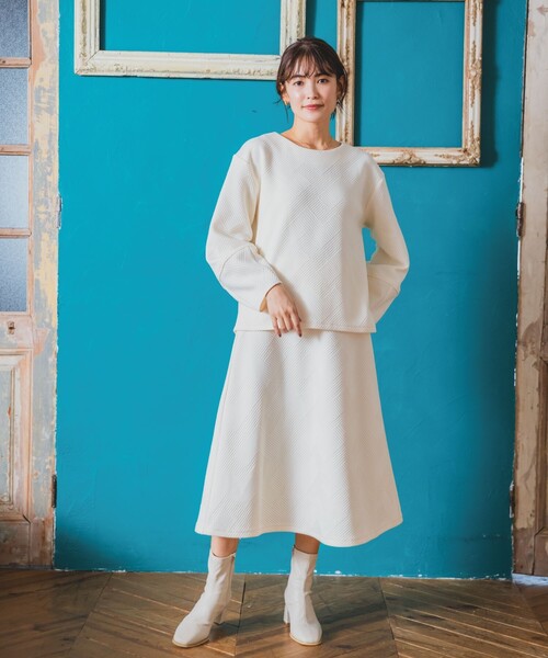 ITS'DEMO（イッツデモ）の「◆【セットアップ可／手洗い可】ふくれジャカードプルオーバー（Tシャツ/カットソー・レディース・アイボリー/ブラック/ボルドー/ベージュ・00）」の6枚目の写真