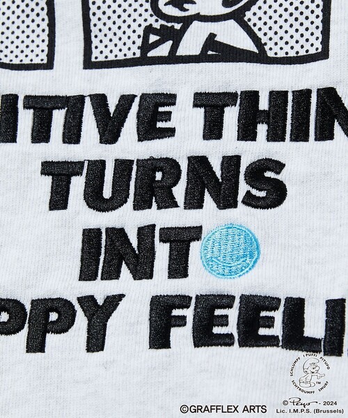 FREAK'S STORE(フリークスストア)の「GRAFFLEX×THE SMURFS/グラフレックス×スマーフ バック刺繍プリントデザイン クルーネックスウェット(スウェット・メンズ・ブラック/ライトグレー・MEDIUM/LARGE)」の8枚目の写真