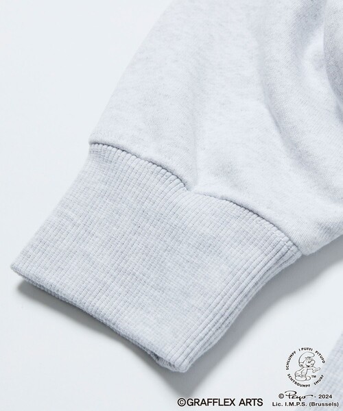 FREAK'S STORE(フリークスストア)の「GRAFFLEX×THE SMURFS/グラフレックス×スマーフ バック刺繍プリントデザイン クルーネックスウェット(スウェット・メンズ・ブラック/ライトグレー・MEDIUM/LARGE)」の9枚目の写真