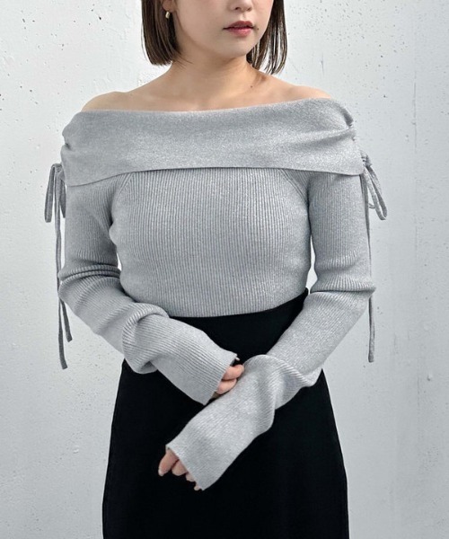 archives（アルシーヴ）の「ドロストオフショルラメリブニット（ニット/セーター・レディース・ピンク/ブラック/グレー/アイボリー・MEDIUM）」の3枚目の写真