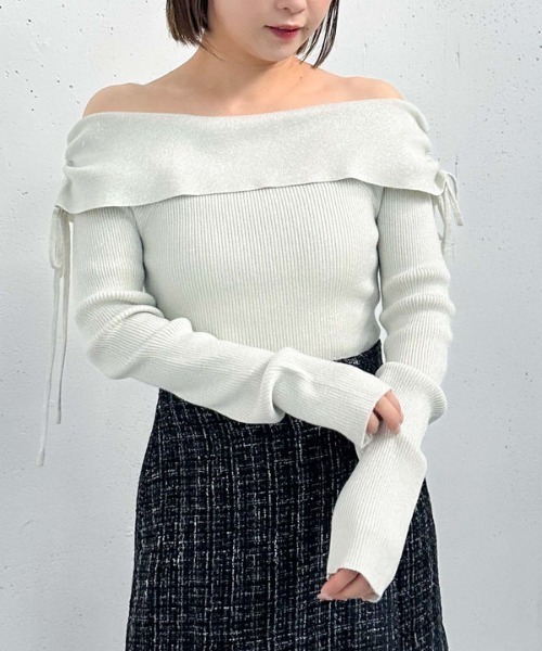 archives（アルシーヴ）の「ドロストオフショルラメリブニット（ニット/セーター・レディース・ピンク/ブラック/グレー/アイボリー・MEDIUM）」の6枚目の写真