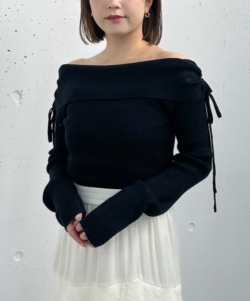 archives（アルシーヴ）の「ドロストオフショルラメリブニット（ニット/セーター・レディース・ピンク/ブラック/グレー/アイボリー・MEDIUM）」の12枚目の写真