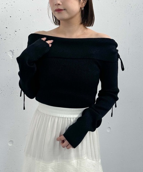 archives（アルシーヴ）の「ドロストオフショルラメリブニット（ニット/セーター・レディース・ピンク/ブラック/グレー/アイボリー・MEDIUM）」の13枚目の写真