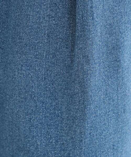 DRESKIP（ドレスキップ）の「後ろウエストゴムが楽 大人のタックワイド デニムパンツ（デニムパンツ・レディース・ライトブルー/ブルー系その他・01/02/03/04）」の6枚目の写真