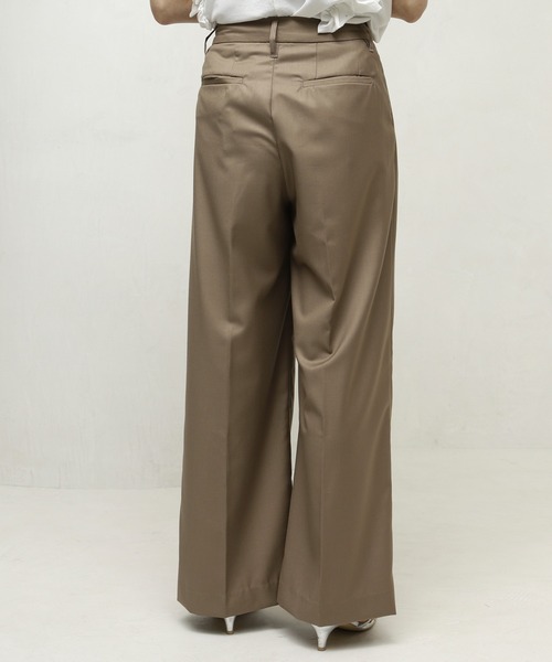Firsthand（ファーストハンド）の「センタ―プレス インタック ワイドパンツ / ワイドスラックス（スラックス・レディース・グレー/ダークベージュ・マルチサイズ）」の4枚目の写真