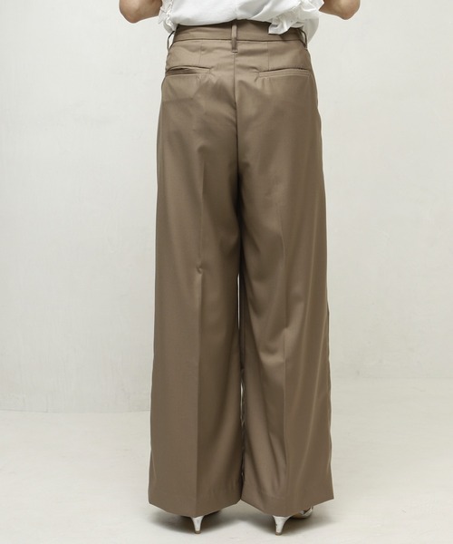 Firsthand（ファーストハンド）の「センタ―プレス インタック ワイドパンツ / ワイドスラックス（スラックス・レディース・グレー/ダークベージュ・マルチサイズ）」の6枚目の写真