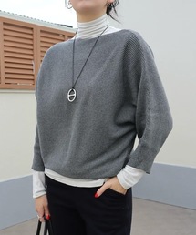 ドルマンスリーブニット