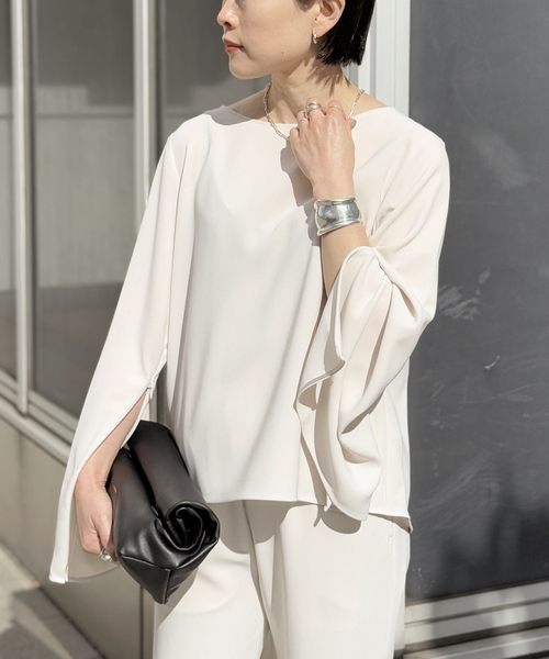 AP STUDIO（エーピーストゥディオ）の「*ソフィアジップスリーブブラウス（シャツ/ブラウス・レディース・ベージュ/ブラック・FREE）」の11枚目の写真