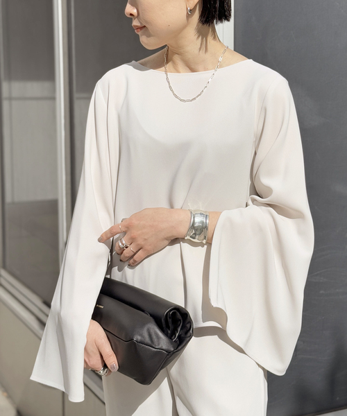 AP STUDIO（エーピーストゥディオ）の「*ソフィアジップスリーブブラウス（シャツ/ブラウス・レディース・ベージュ/ブラック・FREE）」の12枚目の写真