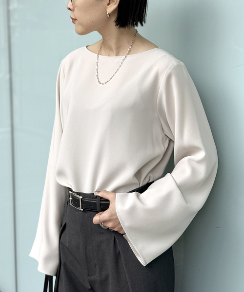 AP STUDIO（エーピーストゥディオ）の「*ソフィアジップスリーブブラウス（シャツ/ブラウス・レディース・ベージュ/ブラック・FREE）」の18枚目の写真