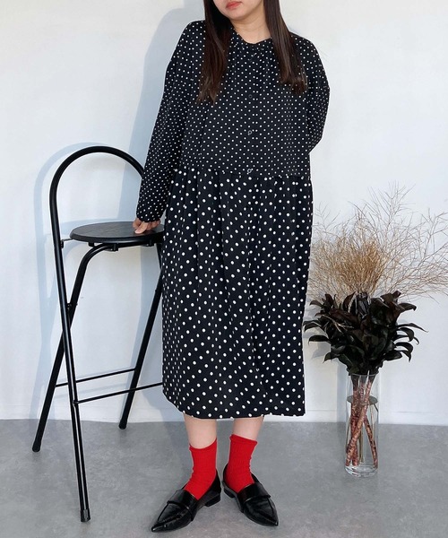 AS KNOW AS plus(アズノゥアズプラス)の「●切替ギャザー前開きワンピース(ワンピース・レディース・グリーン/サックスブルー系/ネイビー/ブラック系・FREE)」の6枚目の写真