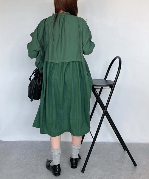 AS KNOW AS plus(アズノゥアズプラス)の「●切替ギャザー前開きワンピース(ワンピース・レディース・グリーン/サックスブルー系/ネイビー/ブラック系・FREE)」の21枚目の写真