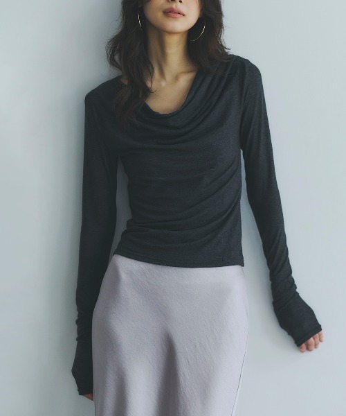 新品❤️ anuans アニュアンス　ギャザードレープカットトップス　ブラック ギャザードレープカットトップス