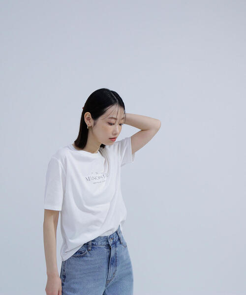 NATURAL BEAUTY BASIC(ナチュラルビューティーベーシック)の「◇メタルプレートロゴTシャツ(Tシャツ/カットソー・レディース・ネイビー/ベージュ/オフホワイト・FREE)」の15枚目の写真