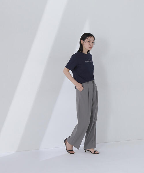 NATURAL BEAUTY BASIC(ナチュラルビューティーベーシック)の「◇メタルプレートロゴTシャツ(Tシャツ/カットソー・レディース・ネイビー/ベージュ/オフホワイト・FREE)」の8枚目の写真