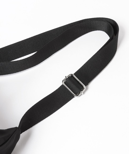 Heather（ヘザー）の「ナイロンリボンショルダーBAG　327049（ショルダーバッグ・レディース・レッド/アイボリー/ブラック・ONE SIZE）」の17枚目の写真