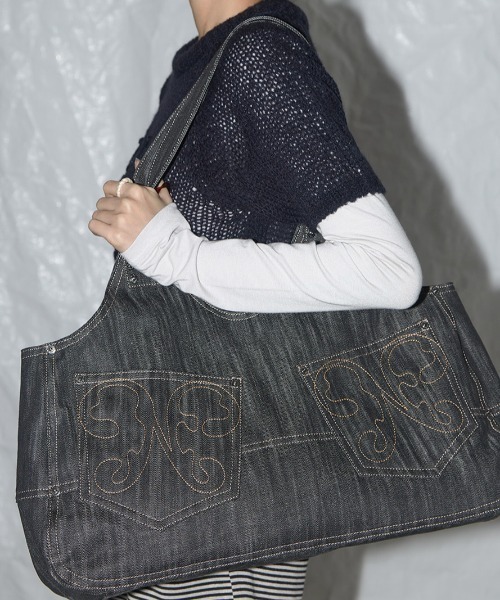 [FANCY CLUB] BIG POCKET DENIM SHOULDER バッグ★韓国★人気★ 韓国＊［FANCY CLUB］BIG POCKET DENIM SHOULDER BAG BLACK