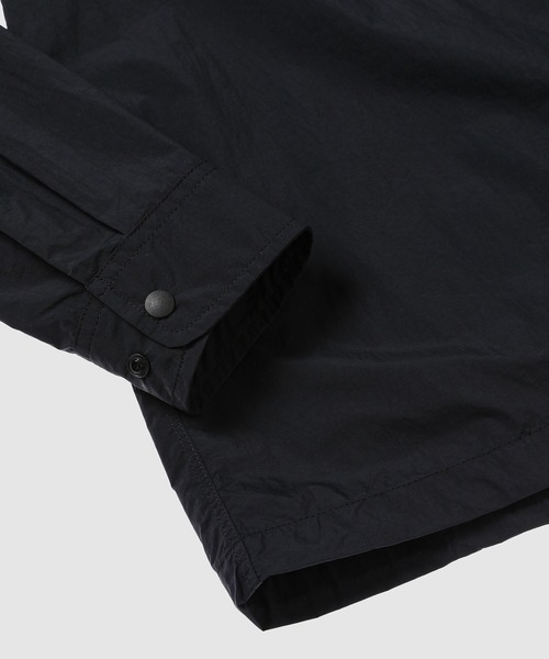 MOUNTAIN RESEARCH(マウンテンリサーチ)の「5 Coach Shirt(シャツ/ブラウス・メンズ・ホワイト/ブラック・M/L)」の5枚目の写真
