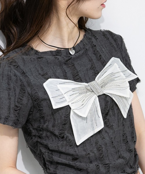 pumpkin port(パンプキンポート)の「リボン ポイント ブロークン 半袖 Tシャツ(Tシャツ/カットソー・レディース・アイボリー/グレー・M)」の1枚目の写真