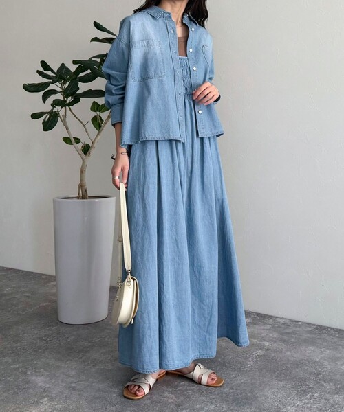 fredy emue（フレディエミュ）の「ライトオンスデニムシャーリングキャミワンピース（ワンピース・レディース・ネイビー/ブルー・38）」の14枚目の写真