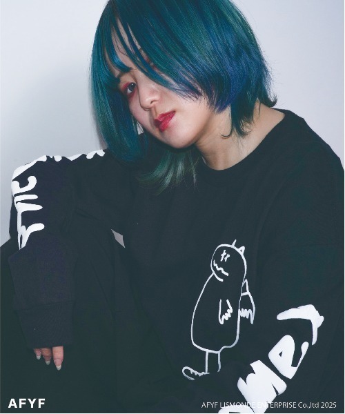 AFYF(エーエフワイエフ)の「【AFYF】AFYF Souvenir Long Sleeve T-Shirt "No.3" by GILDAN Ultra Cotton 6.0oz / AFYFスーベニア ロングスリーブ Tシャツ "No.3" ギルダンウルトラ コットン 6.0oz AFYF グラフィック by ロフトスキー(Tシャツ/カットソー・メンズ・ブラック系その他3/ホワイト系その他3/オレンジ/ホワイト系その他4/ブラック系その他4・X-LARGE/LARGE)」の4枚目の写真