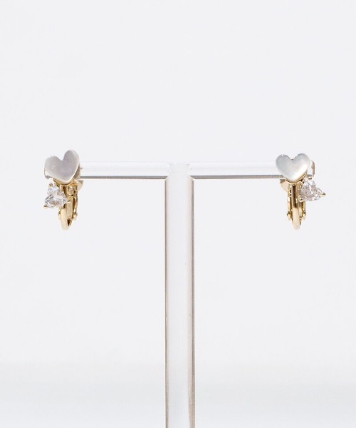 flower(フラワー)の「ハートビジューイヤリング(イヤリング・レディース・ゴールド・FREE)」の4枚目の写真