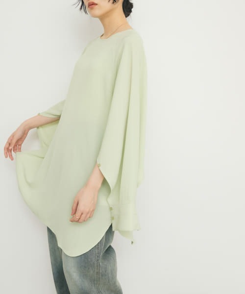KBF(ケイビーエフ)の「2WAYスリットスリーブチュニック(チュニック・レディース・オフホワイト/ブラック/グリーン・ONE)」の17枚目の写真