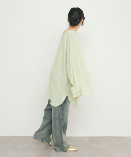 KBF(ケイビーエフ)の「2WAYスリットスリーブチュニック(チュニック・レディース・オフホワイト/ブラック/グリーン・ONE)」の22枚目の写真