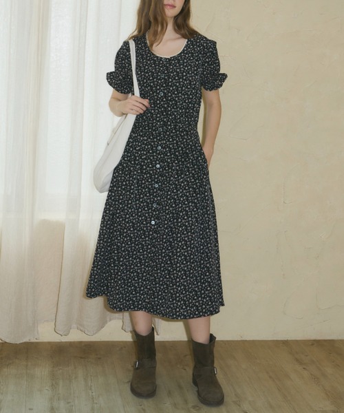GIUNON（ジウノン）の「front open flower dress / フロントオープンフラワードレス（ワンピース・レディース・ブラック・FREE）」の3枚目の写真