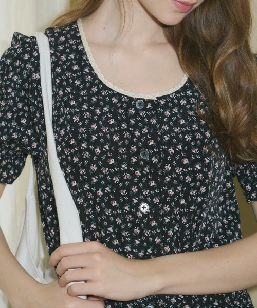 GIUNON（ジウノン）の「front open flower dress / フロントオープンフラワードレス（ワンピース・レディース・ブラック・FREE）」の4枚目の写真