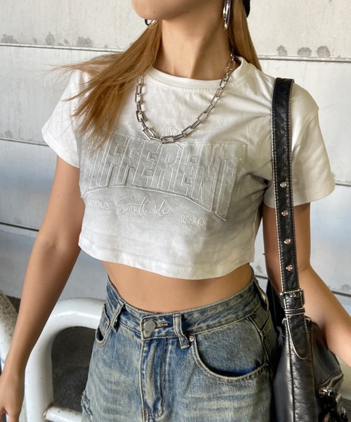 non-hedge(ノンヘッジ)の「ブリーチロゴ刺繍ショート丈Tシャツ(Tシャツ/カットソー・レディース・グレー/オフホワイト/ブラック・FREE)」の2枚目の写真