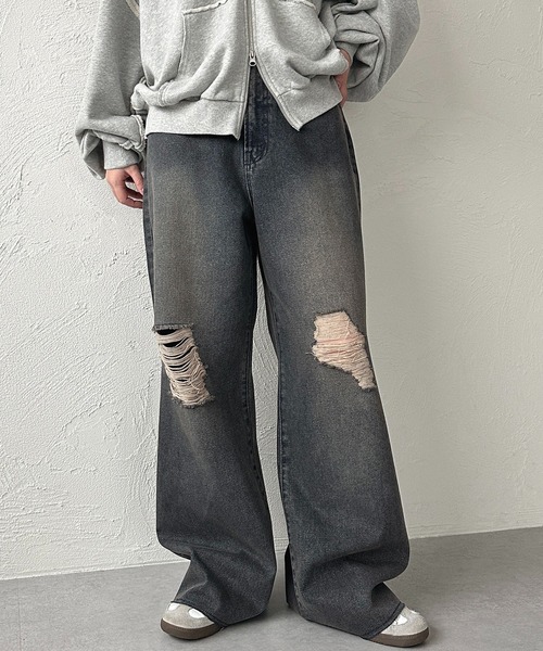 apres jour mignon(アプレジュールミニョン)の「ダメージデニムパンツ(デニムパンツ・レディース・ブラック/ライトブルー/ブルー・X-LARGE/LARGE/MEDIUM/SMALL)」の14枚目の写真