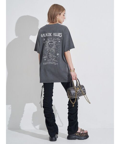 EVRIS(エヴリス)の「ヴィンテージライクSUNNY BIG Tシャツ(Tシャツ/カットソー・レディース・ホワイト/カーキ/ブラック・FREE)」の20枚目の写真