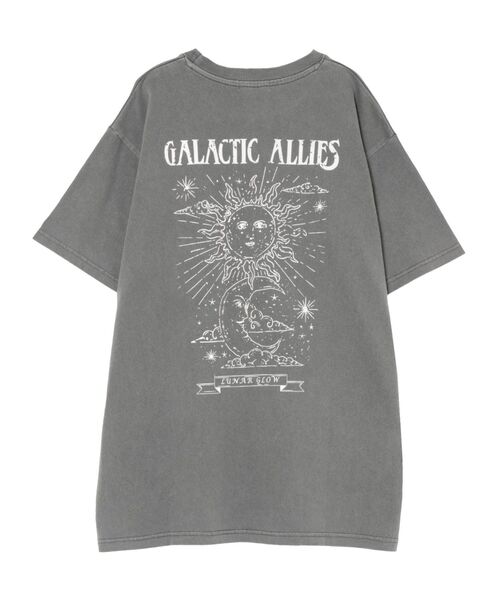 EVRIS(エヴリス)の「ヴィンテージライクSUNNY BIG Tシャツ(Tシャツ/カットソー・レディース・ホワイト/カーキ/ブラック・FREE)」の4枚目の写真