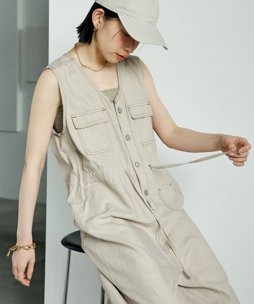 SOMETHING（サムシング）の「SOMETHING × FREAK'S STORE/サムシング 別注 Summer 3pockets Combinaison /サマー 3ポケットコンビネゾン/サロペット/デニムコンビネゾン/レーヨンリネンコンビネゾン（つなぎ/オールインワン・レディース・ネイビー/ベージュ/バーガンディー・SMALL/MEDIUM）」の10枚目の写真