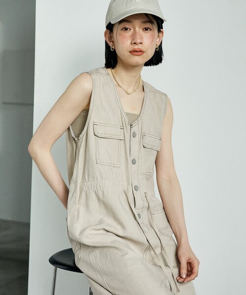 SOMETHING（サムシング）の「SOMETHING × FREAK'S STORE/サムシング 別注 Summer 3pockets Combinaison /サマー 3ポケットコンビネゾン/サロペット/デニムコンビネゾン/レーヨンリネンコンビネゾン（つなぎ/オールインワン・レディース・ネイビー/ベージュ/バーガンディー・SMALL/MEDIUM）」の12枚目の写真