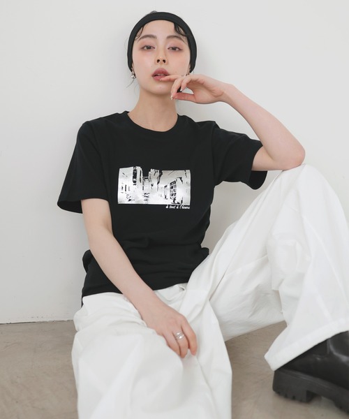 LIAN(リアン)の「シルバー箔プリントコンパクトT(Tシャツ/カットソー・レディース・オフホワイト/ブラック/チャコールグレー・FREE)」の12枚目の写真