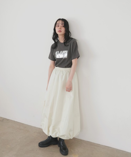 LIAN(リアン)の「シルバー箔プリントコンパクトT(Tシャツ/カットソー・レディース・オフホワイト/ブラック/チャコールグレー・FREE)」の15枚目の写真